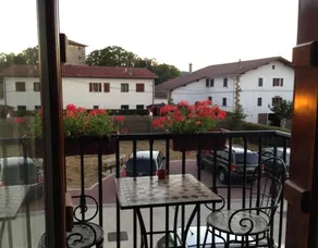 Flat | Garden view - Image 2