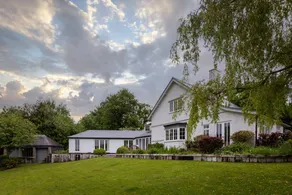 House with barbecue, terrace & garden | Good for workation - Image 2