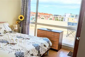 Apartamento ideal para familias con barbacoa, jardín y piscina | Vistas al lago | Cerca de la playa - Image 3