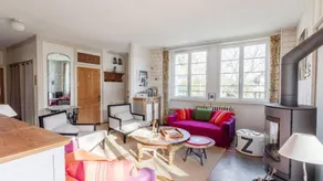 Wonderful holiday home with barbeque & garden - Image 2