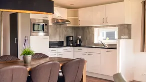 Welcoming Holiday Home With Garden - Image 3