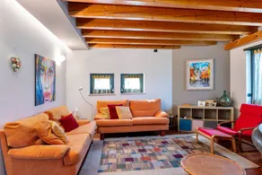 Homestay 'La Casa Di Gio - Double Room' with Shared Pool, Wi-Fi & Air Conditioning - Image 4