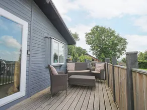 Cottage avec jacuzzi et jardin - Image 2