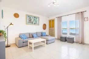 Children-friendly holiday home with terrace, garden & barbeque | Sea view | Good for workation - Image 4