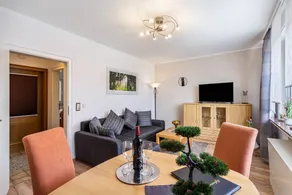 Flat with garden, barbecue & terrace | Garden view - Image 5