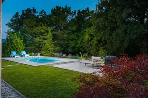 Villa with terrace, private pool & garden - Image 3