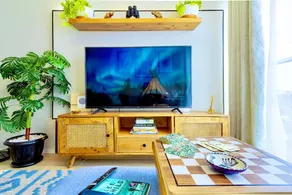 Flat with garden & private pool - Image 5