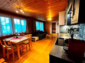 Holiday apartment with garden - Image 4