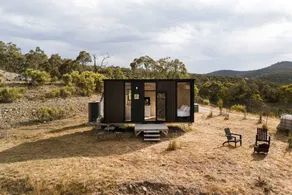 Elevated Tiny House with Valley and Vineyards Views in Victoria - Image 2