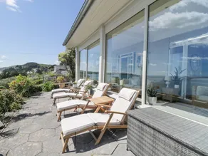Child-friendly charming cottage with garden & terrace | Beach view | Close to the beach | Pet-friendly - Image 2