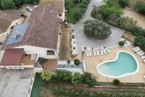 Child-friendly holiday home with garden, pool & barbeque | Garden view | Good for workation | Pets allowed - Image 2