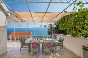 Wonderful house with barbecue, terrace & garden | Close to the beach - Image 2