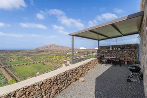 Holiday Home 'El Tablero' with Sea Views, Private Terrace and Wi-Fi - Image 2