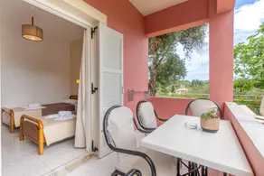 Apartment '3' with Sea View, Wi-Fi and Air Conditioning - Image 2