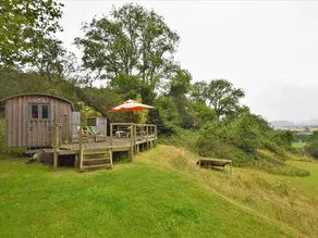 Cottage with terrace - Image 4