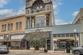Boutique Studio Stay in the Heart of Marshall! - Image 2