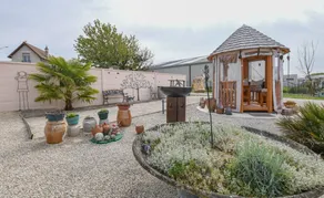 Bed & breakfast with garden, barbecue & terrace - Image 2