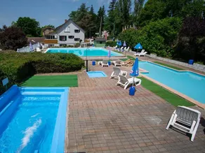 Kinderfreundliches Chalet mit Pool | Haustiere sind willkommen - Image 3
