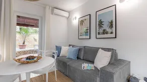 Apartment with terrace, pool & barbeque - Image 2