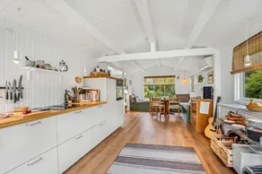 Renovated cottage 30 metres from the beach at Bøtø - Image 5