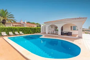 Villa with terrace, garden & BBQ | Sea view - Image 4