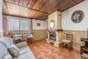 Casa con piscina privata e terrazza | Vista sulla montagna - Image 2