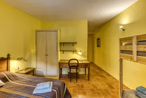 Beautiful private room with terrace, pool & barbeque | Garden view | Pets allowed - Image 3