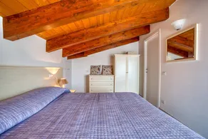 Beautiful house with garden & BBQ | Garden view | Suitable for remote work | Pet-friendly - Image 5