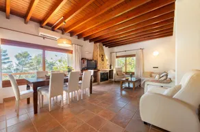 Child-friendly wonderful villa with garden, terrace & private pool | Good for workation - Image 5