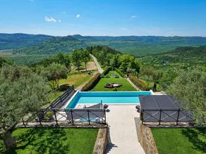 Fully equipped charming holiday home with garden, jacuzzi & private pool | Nature view | Pets are welcome - Image 2