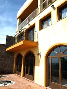 Holiday home with fast internet, terrace & garden | Garden view | Good for workation - Image 2