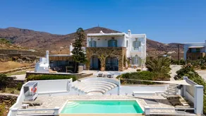 Villa accogliente e familiare con griglia, piscina riscaldata e terrazza | Vista sulla montagna | Vicino alla spiaggia | Ideale per lavorare da remoto | Ammette animali domestici - Image 3