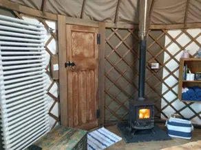 Cabin with barbeque & hot tub | Beach view | Next to the beach - Image 3