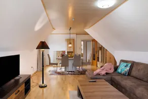 Holiday apartment with garden & terrace | Garden view - Image 5