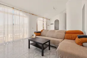 Vacation Apartment 'Villa Gabriela' with Sea View, Private Terrace and Wi-Fi - Image 5