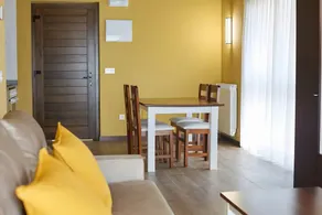 Apartment 'El Texu' with Mountain Views, Garden and Wi-Fi - Image 5