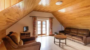 Voll ausgestattetes Ferienhaus mit Garten und Grill | Haustiere erlaubt - Image 2