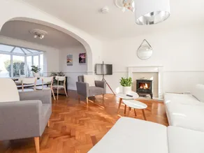 Cottage with garden | Beach view - Image 3