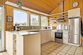 Fully equipped wonderful holiday home with sauna, terrace & jacuzzi | Sea view | Pets are welcome - Image 5
