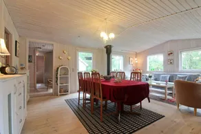House with terrace & barbeque - Image 4