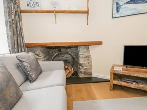 Cottage with terrace - Image 3