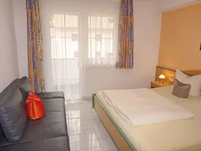 Apartment with terrace & garden | Mountain view - Image 4