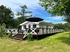 Holiday home with barbeque & terrace - Image 4