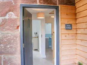 Landhaus mit Whirlpool und Garten - Image 4