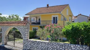 Casa vacacional apta para familias con terraza, barbacoa y piscina | Se admiten mascotas - Image 2