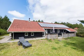 House with pool, garden & barbeque | Pets allowed - Image 2