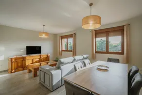 Casa rural Velasco I en Segovia: Terraza privada, Wi-Fi y aire acondicionado para 8 personas - Image 5