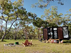 Coastal Tiny House for Glamping near Deepwater National Park - Image 2