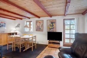Holiday home with terrace & barbeque | Pets are welcome - Image 3