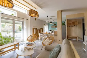 Kinderfreundliches tolles Ferienhaus mit Terrasse, Pool und Grill | Gartenblick | Perfekt für die Arbeit von Zuhause | Hunde erlaubt - Image 2